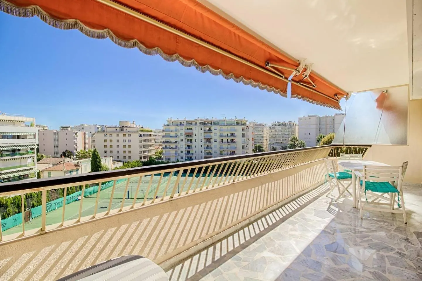 Appartement The Fifth Sky - Terrace & Parking Near Sea à Cannes 0*,  France